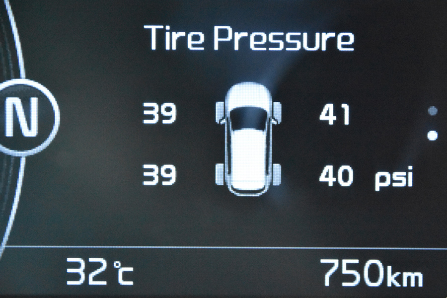 How Does My Car Know if  There is a Low Tire?